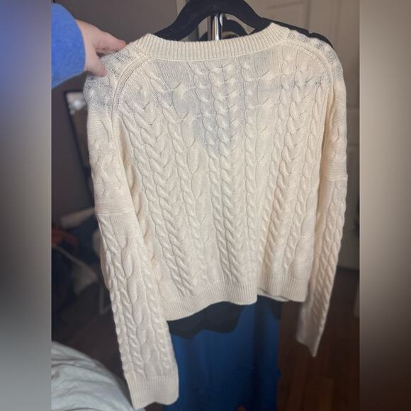 JCREW Large Cashmere Cropped Cable Knit V Neck Sweater Heather Natural. Repaired - Picture 4 of 7